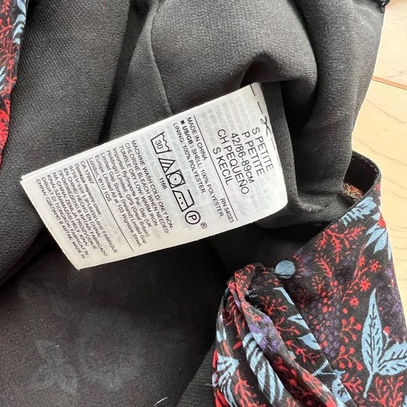 Top - Picture 4 of 4